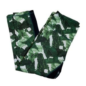 L’urv Womens Banana Palm Green Cropped Leggings Size M